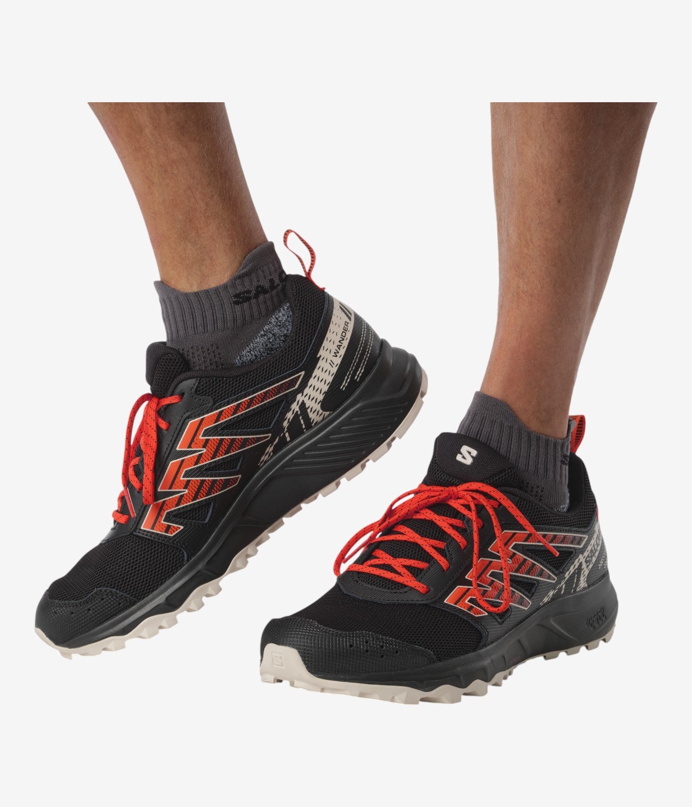 WANDER Running Shoes