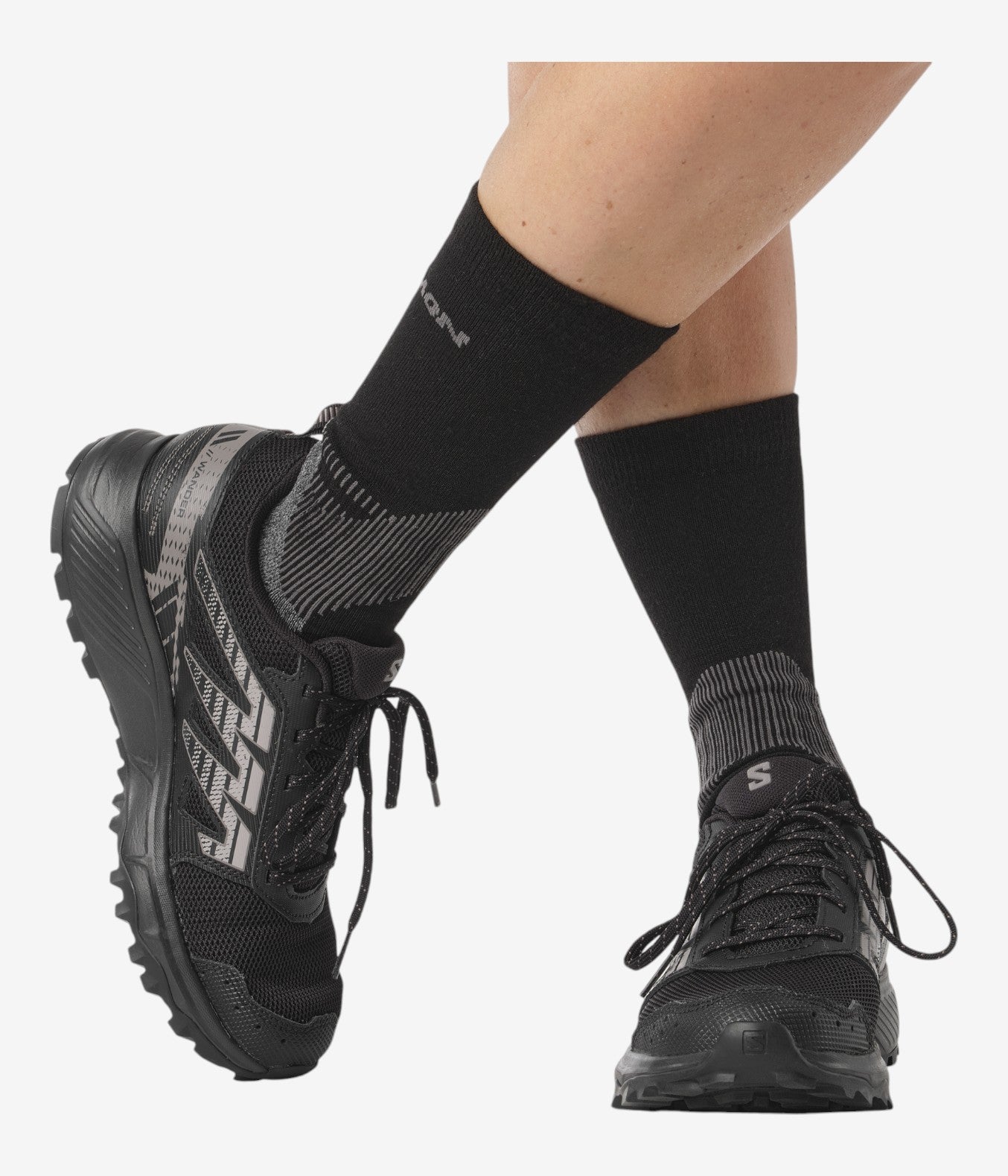 WANDER Running Shoes