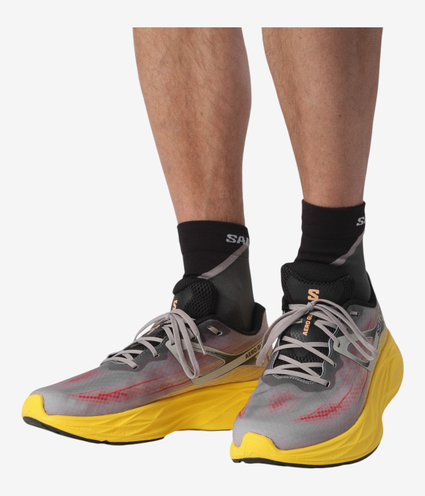 AERO GLIDE Running Shoes