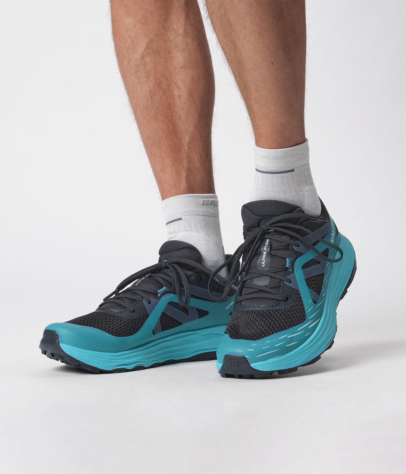 ULTRA FLOW Trail Running Shoes