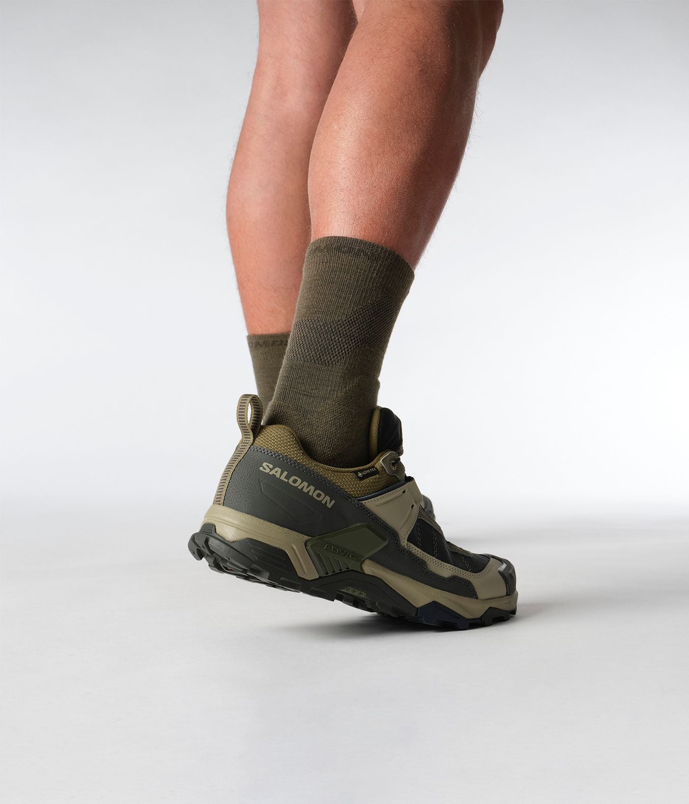 X ULTRA 5 GORE-TEX Hiking Shoes