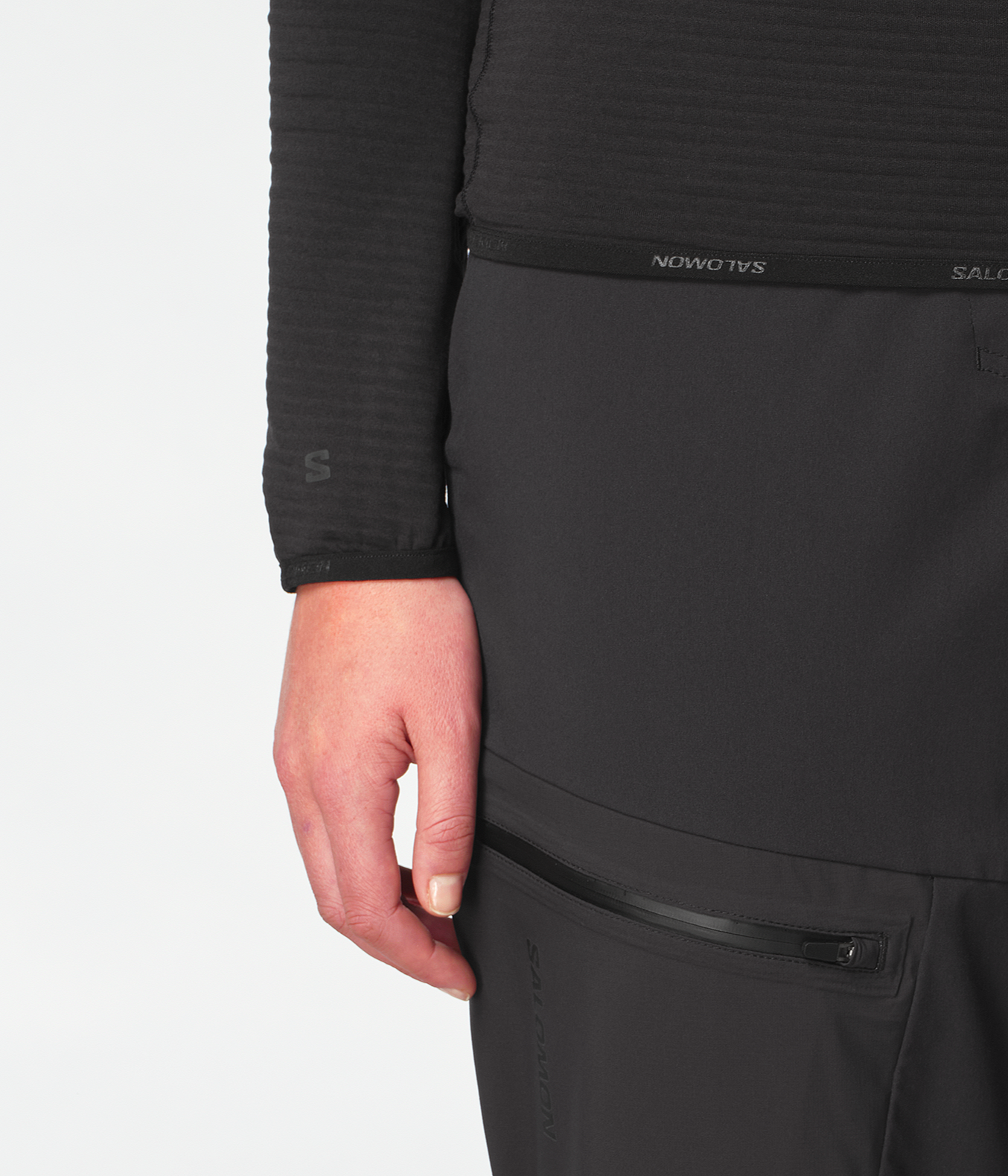 ESSENTIAL LIGHTWARM